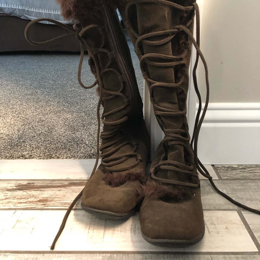Super cute boots!